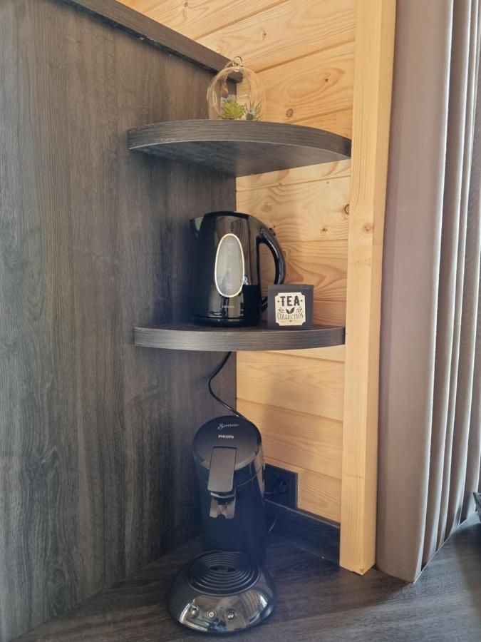 Chalet Met Sauna En Airconditioning Sint-Annaland Exterior foto